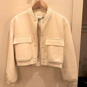 Zara ivory crop bomber jacket S